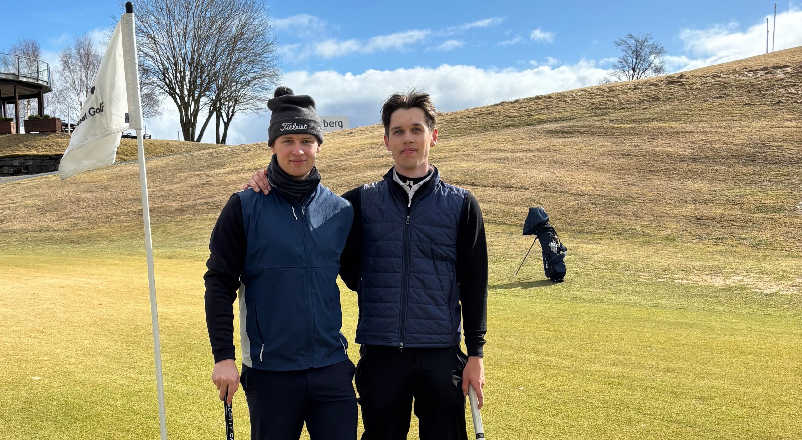 Daniel og Vegard – dyktige unggutter med ambisjoner og høy ballspeed :-)